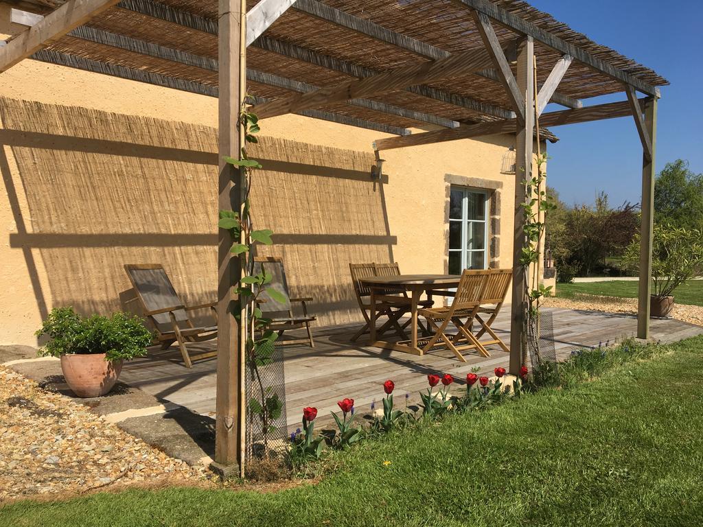 Gite De La Hertaudiere Montbizot Экстерьер фото